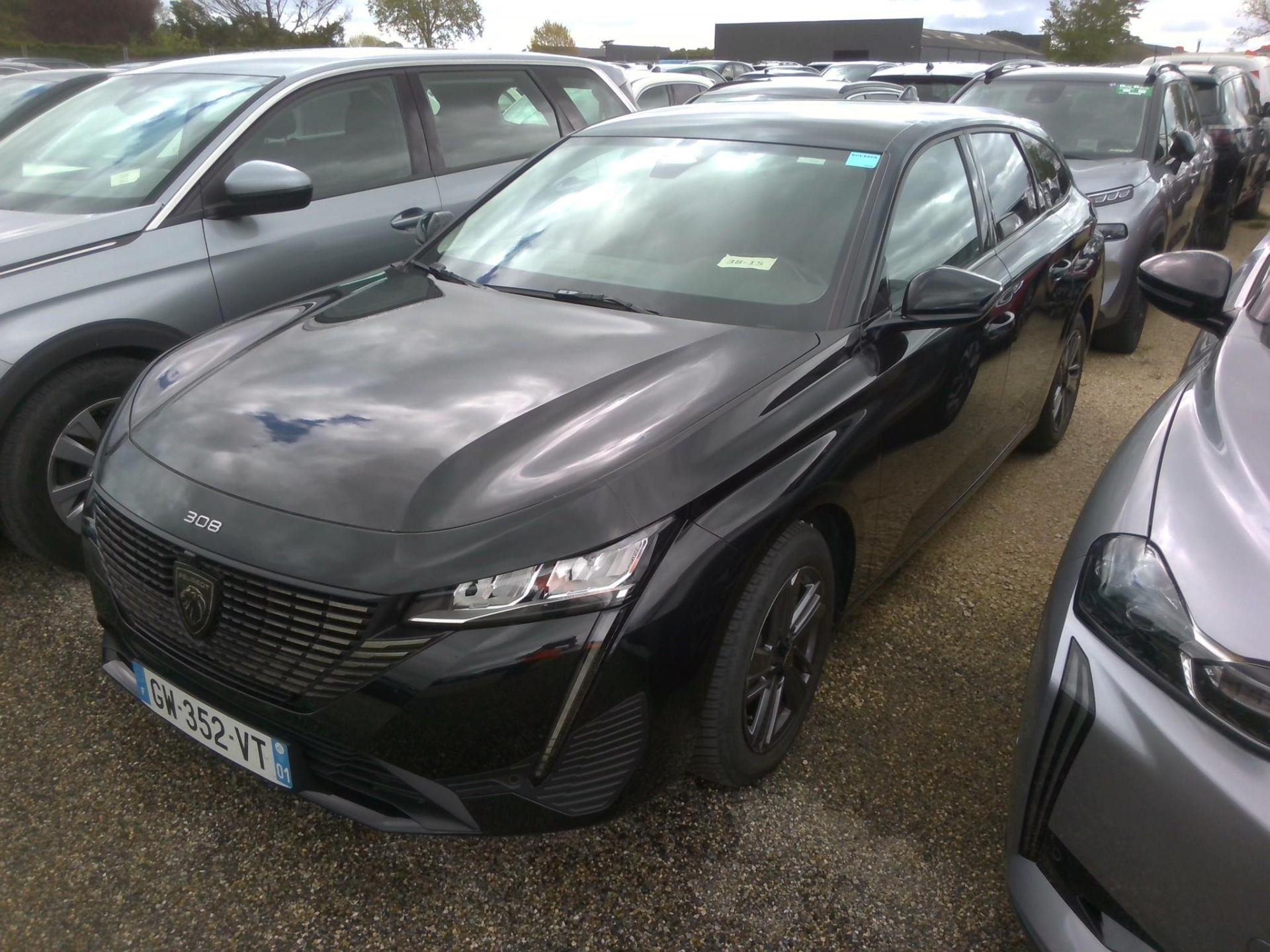 PEUGEOT 308 SW 1.2 PURETECH 130CH ALLURE EAT8 - EXPORT UNIQUEMENT (PRIX HT) (SUR PARC ALBIAS 82)